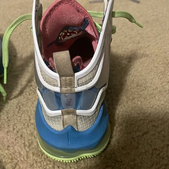 Lebron 19s - Picture 5 of 5